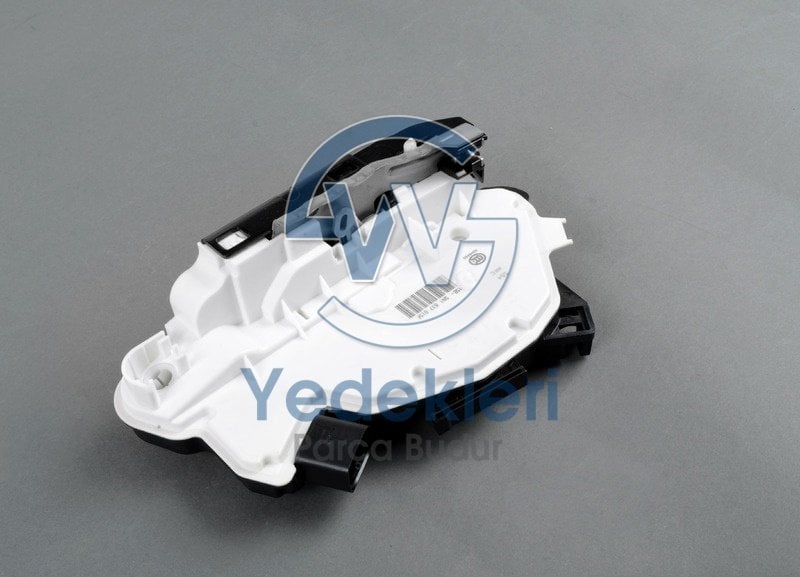 Volkswagen Scırocco Kapı Kilidi Ön Sol 5N1837015F OEM / ORJINAL