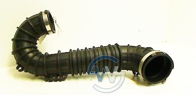 Amarok 2.0TDI Hava Filtre Borusu 2H0129615G