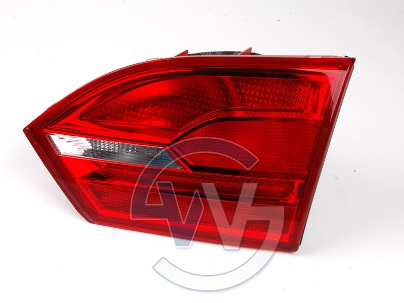 Jetta Stop Lambası Sağ İç 5C6945094A 2011---2015 LED`Siz